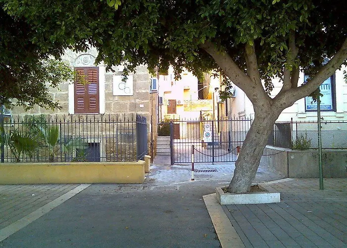 Le 4 Stagioni Bed & Breakfast 2*