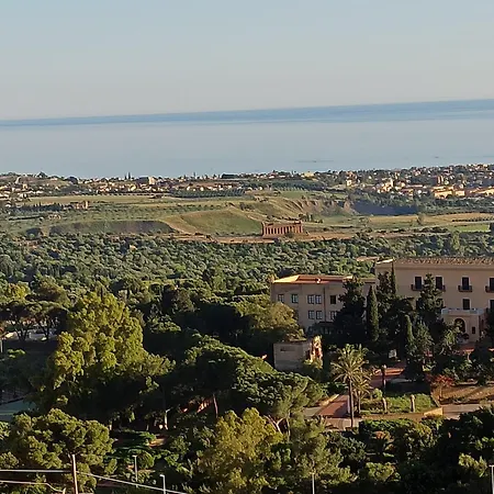 Le 4 Stagioni Sul Viale, Belvedere Di Bed & Breakfast Agrigento