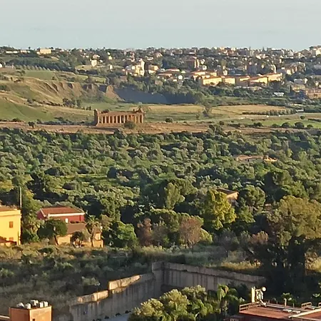 Le 4 Stagioni Sul Viale, Belvedere Di Bed & Breakfast 2*
