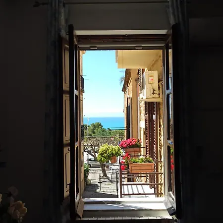Bed & Breakfast Le 4 Stagioni Sul Viale, Belvedere Di Agrigento