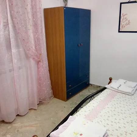 Le 4 Stagioni Bed and breakfast 2*