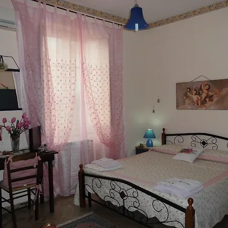 Le Quattro Stagioni Bed & Breakfast 2*