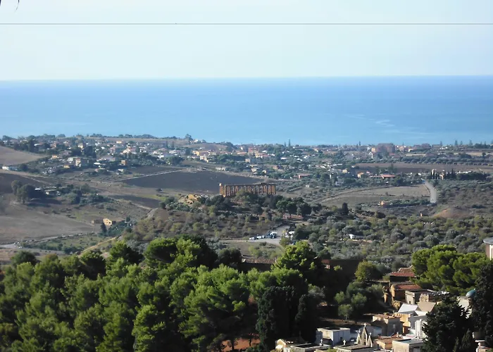 Le 4 Stagioni Nocleg ze śniadaniem 2*