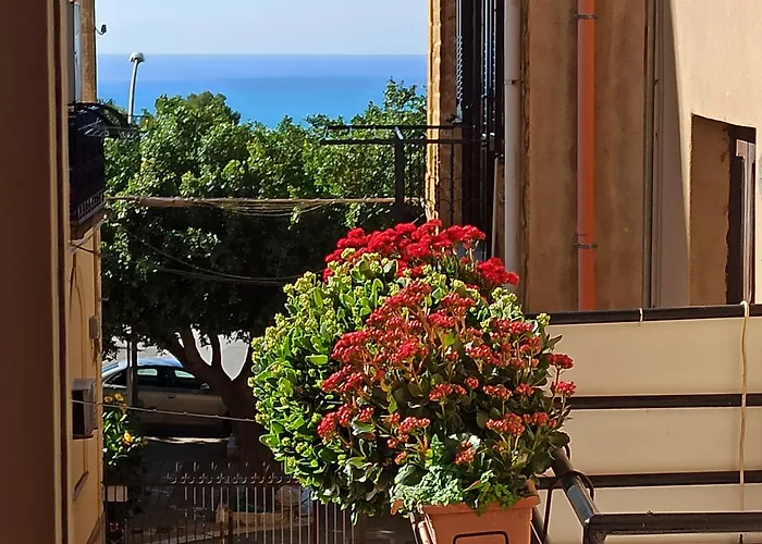 Le 4 Stagioni Bed & Breakfast 2*